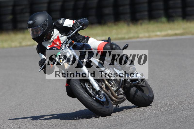 Archiv-2022/25 16.06.2022 TZ Motorsport ADR/Gruppe gruen/3